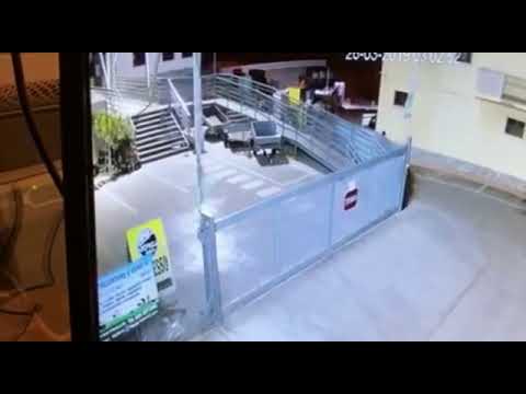 Doppio furto notturno in due note attività a Santa Teresa