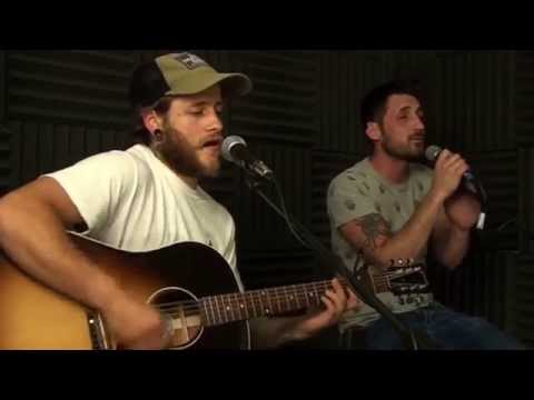 SEA WEATHER performing "Sitting in the water" live @acousticclub.tv
