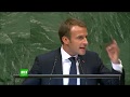 Vidéo pour "Macron tape du point sur son pupitre dans son discours à l'Onu"