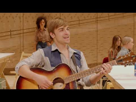 Play video