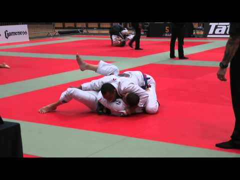 IBJJF London Winter Open - Jorge Sousa (Legacy BJJ) vs Mohammed Israr (Gracie Barra)