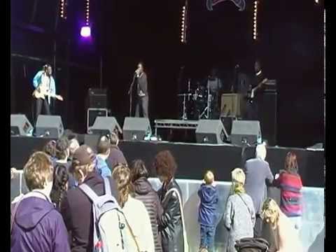 Songhoy Blues - Wychwood 2015