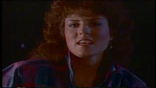 Holly Dunn : Daddy&#39;s Hands (1986) (Official Music Video)