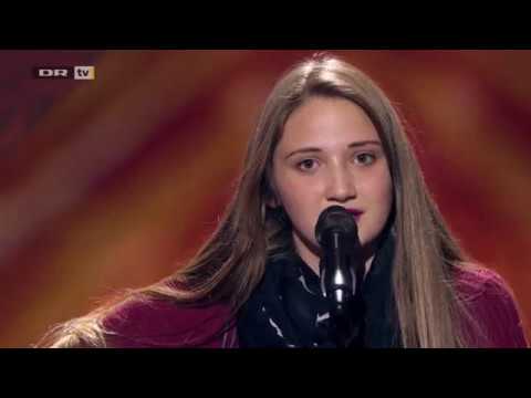 X Factor Denmark 2017 - Liv Sings Wicked Game And Shocks - 5 Chair Challenge