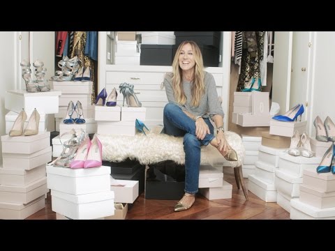 , title : 'Sarah Jessica Parker On SATC & Her Legendary Shoe Collection'