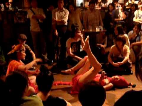 Afrirampo (あふりらんぽ) (Part 1 of 5) at Shibuya Club Quattro, Tokyo, 29/06/09