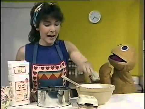 Rainbow   The Birthday Cake360p H 264 AAC