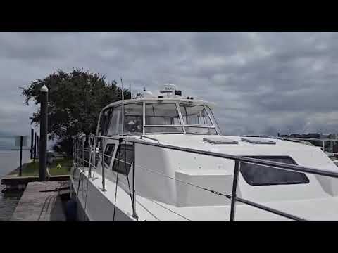 Endeavour Trawler Cat 38 video