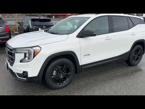 2024 GMC Terrain AT4