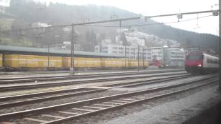 preview picture of video 'Leaving Sankt Gallen train station'