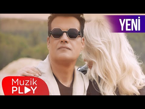 Hakan Peker - Mesaj At (Official Video)