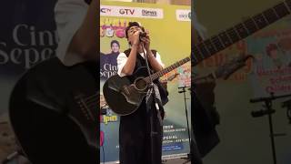 Download lagu Kenriz - Bertaut (Nadin Amizah) - Dahsyatnya Meet & Greet #kenriz mp3