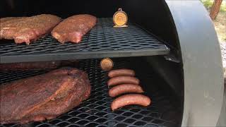 ...scouting for BBQ in the upper Midwest &amp; lousey smoking tips.