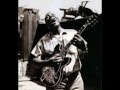 Howlin' Wolf - Smile At Me