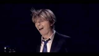 David Bowie - I´m afraid of Americans (live)