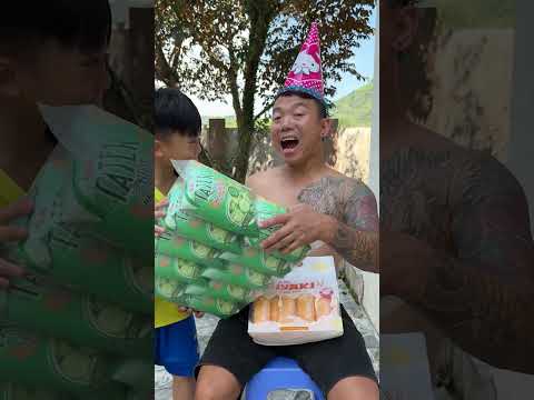 Don&rsquo;t Ever Give THIS Birthday Gift 😂🎁
