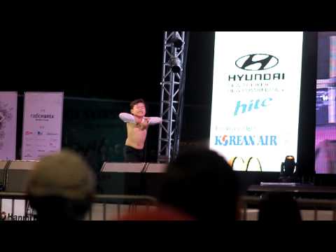 Hwang Minwoo "Little PSY" performs GANGNAM STYLE @ LAKFF 2012