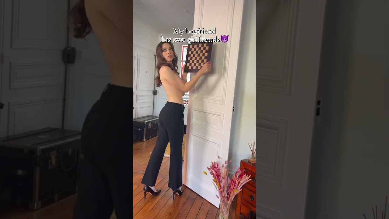 Which Dina do you like? #chess #dinabelenkaya #shorts