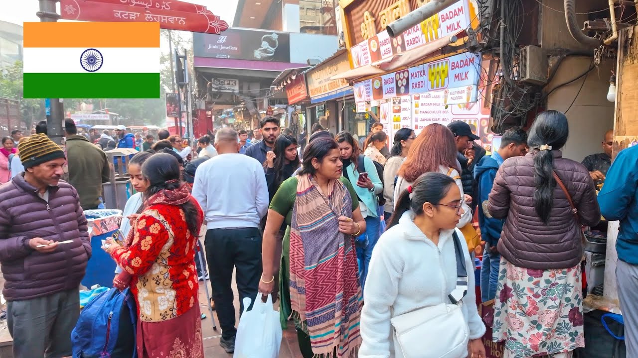 Immersive street-level walking tour through India (Daily Life 2), India, showcasing authentic urban landscapes, local architecture, and the vibrant atmosphere of the city's neighborhoods