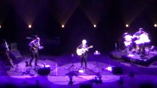 Joan Baez - Whistle Down The Wind