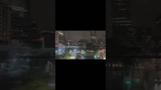 #雨  #新幹線　#車窓