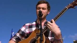 Phillip Phillips - I'll be home for christmas (Disney Parks Magical Christmas Day Parade 2012)