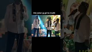 Download lagu YANG SENGSARA ANAK PERANTAUAN ? || PANTUN LUCU GUS MIFTAH DAN CAK PERCIL #shorts mp3