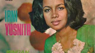 Download lagu Irni Yusnita   The Commandos - Jangan Mempermainkan Chinta (Star SEP-141) 1972 mp3
