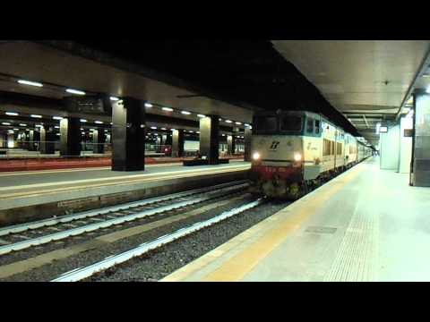 E656.080 + E656.046 in partenza con l' ICN 1955 Roma Termini - Siracusa/Palermo Centrale
