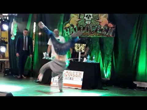 Helloween  dance battle.