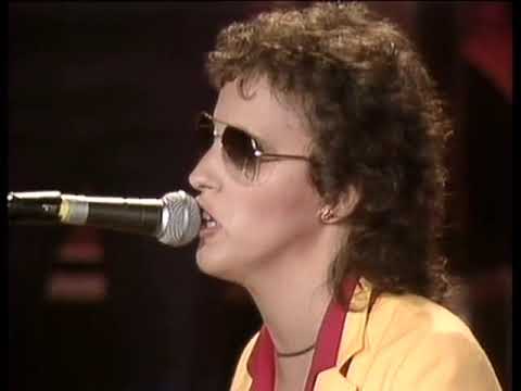 Terri Gibbs -  Somebody's Knockin