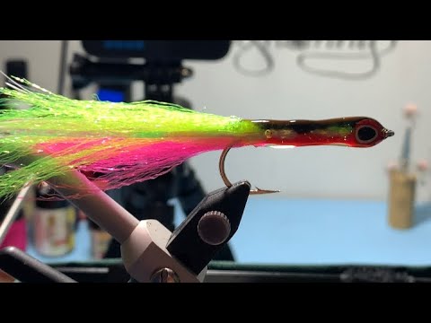 Fly tying surf candy fly