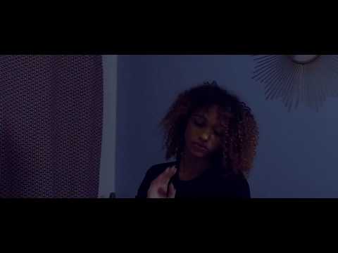 Mich-Berry - Une Vie (Clip Officiel)