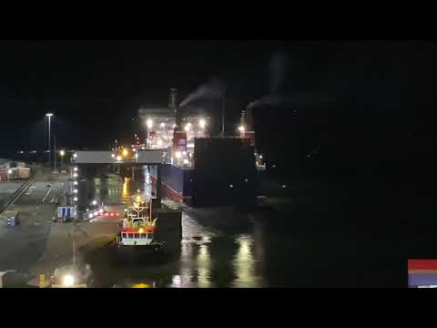 Stena Forerunner pulling out of Parkeston Quay