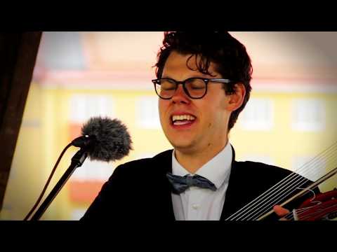 "Jag ger dig min morgon" - Fred Åkerström (cover av William Sundman Sääf, vissångare och trubadur)