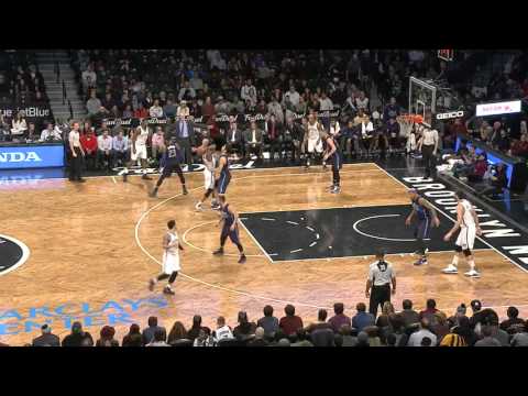 Thaddeus Young vs. Zaza Pachulia