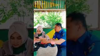 Download lagu Tiktok.Berbeza Kasta mp3