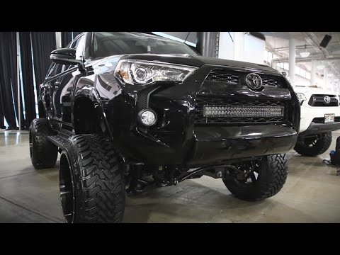 2014 4Runner - 6" Fabtech, Fox Coilovers, 33" Toyo MT, 22" MotoMetal