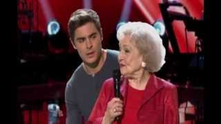 With Betty White On The Voice - Fvrier 2012