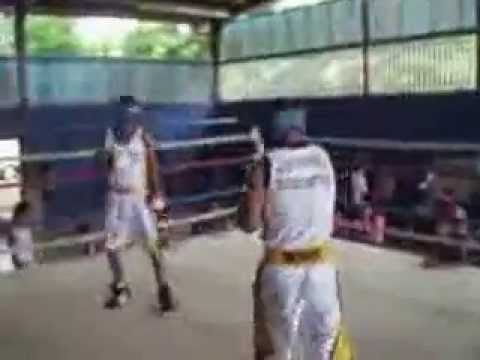 BRYAN RUIZ VS BRYAN BLANDON