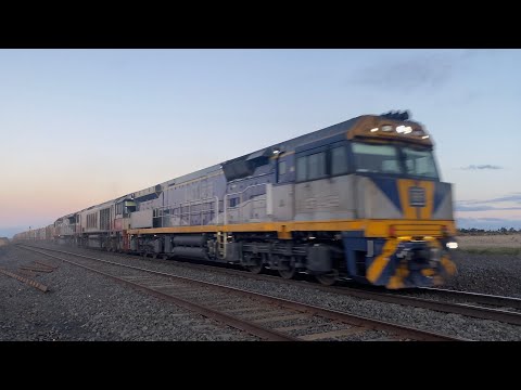 1MP9 SCT freight with CF4429 CSR006 SCT009 hauling just steel loading at Gheringhap 27/4/2025