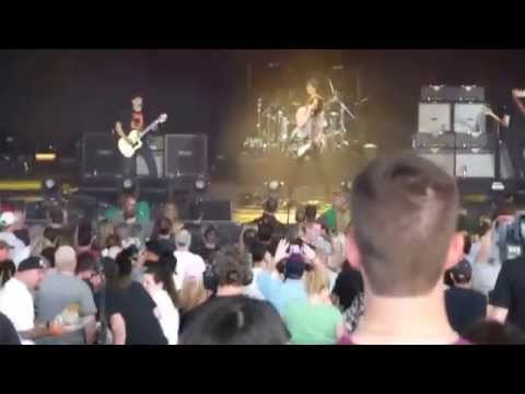 Soundgarden - Searching With My Good Eye Closed 8/16/2014 LIVE in Houston