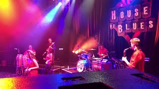 Alyssa Raghu House Of Blues Orlando   &quot;Shark in the water&quot;