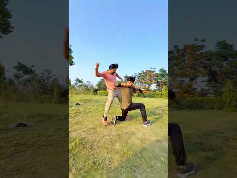 Reverse Elbow + Hook Punch Combo 🔥 #SelfDefense #shorts