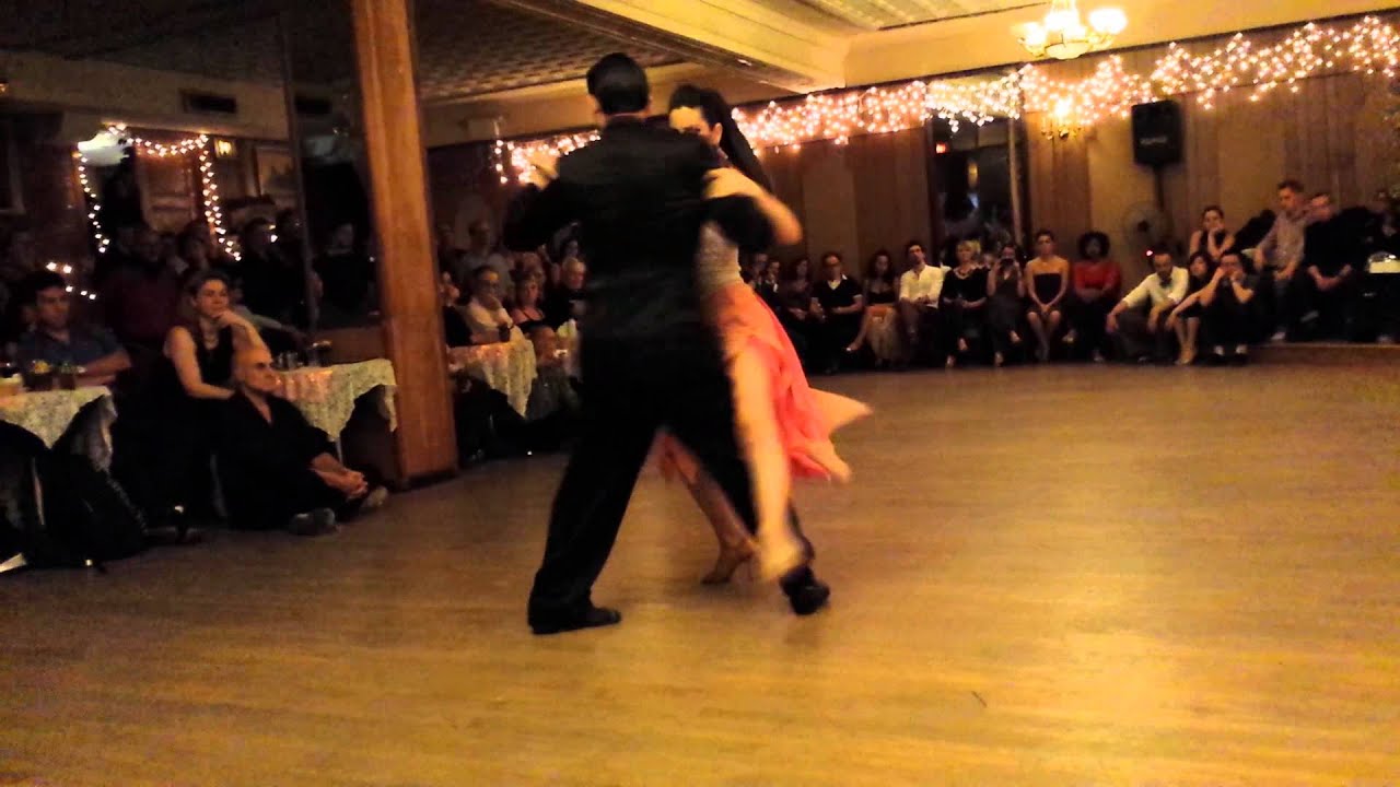 Argentine Tango: Sol Alzamora & Leandro Capparelli - Café Domínguez