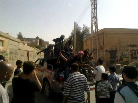 انتشار عناصر لواء معاذ الركاض في مدينة دير الزور