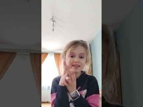 Lukne meškutė dažosi