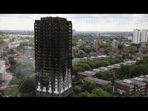 'Cladding crisis' in Australia as up to three thousand high-rises at risk of 'inferno'