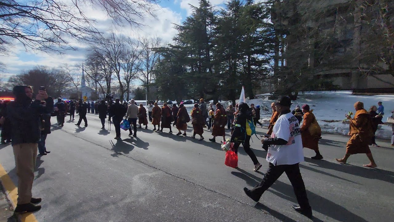 Buddhist Monks Walk for Peace Arrives in Annapolis Maryland