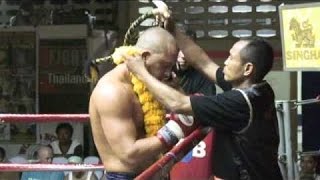 Download Lagu Anthony (Tiger Muay Thai) scores a 1st round KO at Patong Boxing Stadium Thumbnail